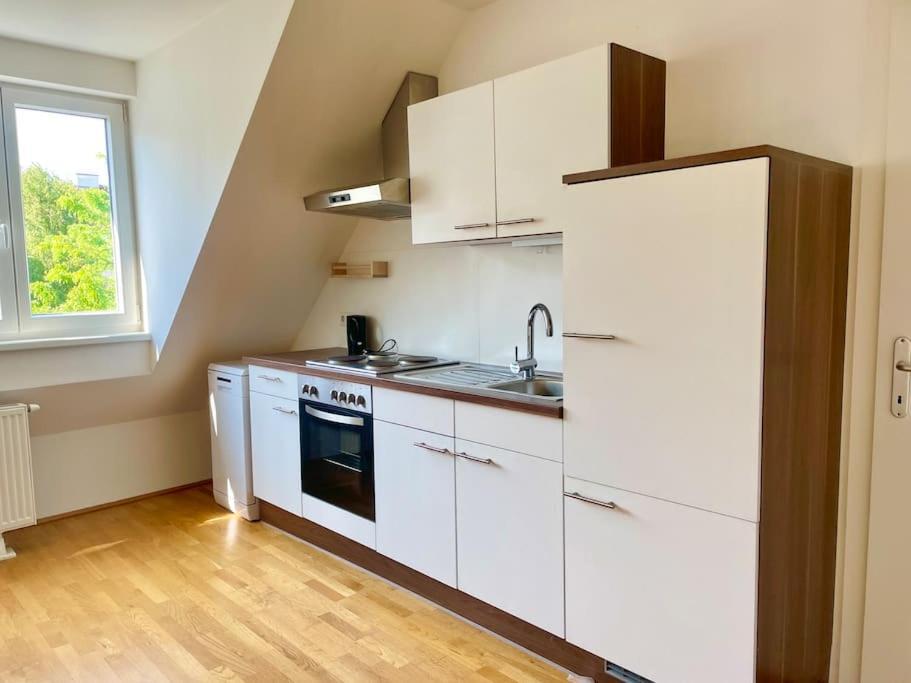 Premium 90 M2 Rooftop - Free Parking Apartament