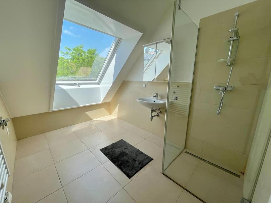 Premium 90 M2 Rooftop - Free Parking Apartament *